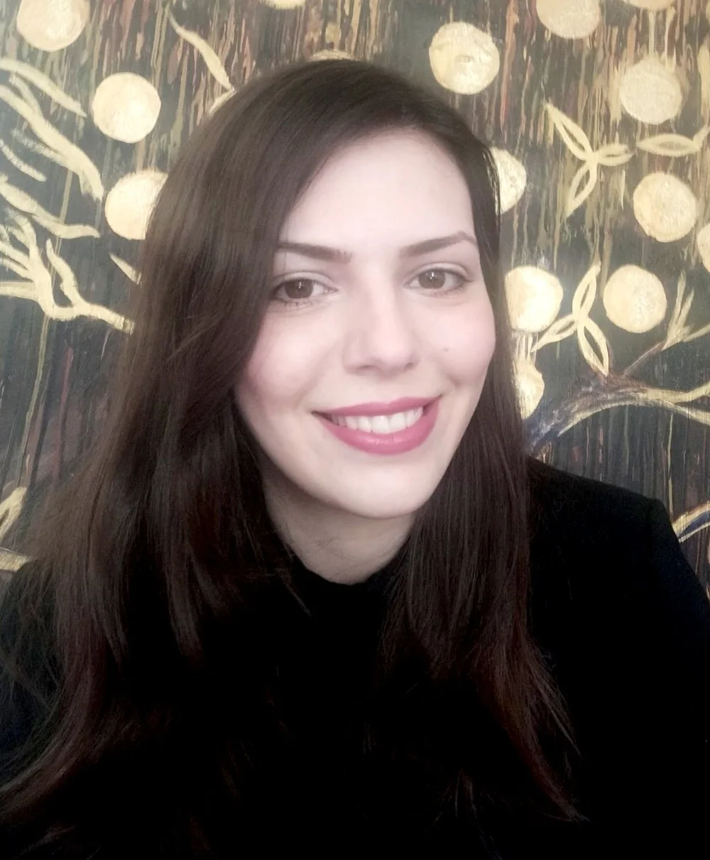 Portrait of Eleni Ourani, counsellor and psychotherapist
